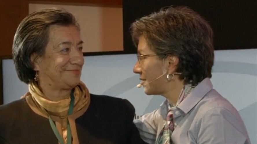 Claudia López en entrevista con La W. Foto: La WCon Vicky Dávila