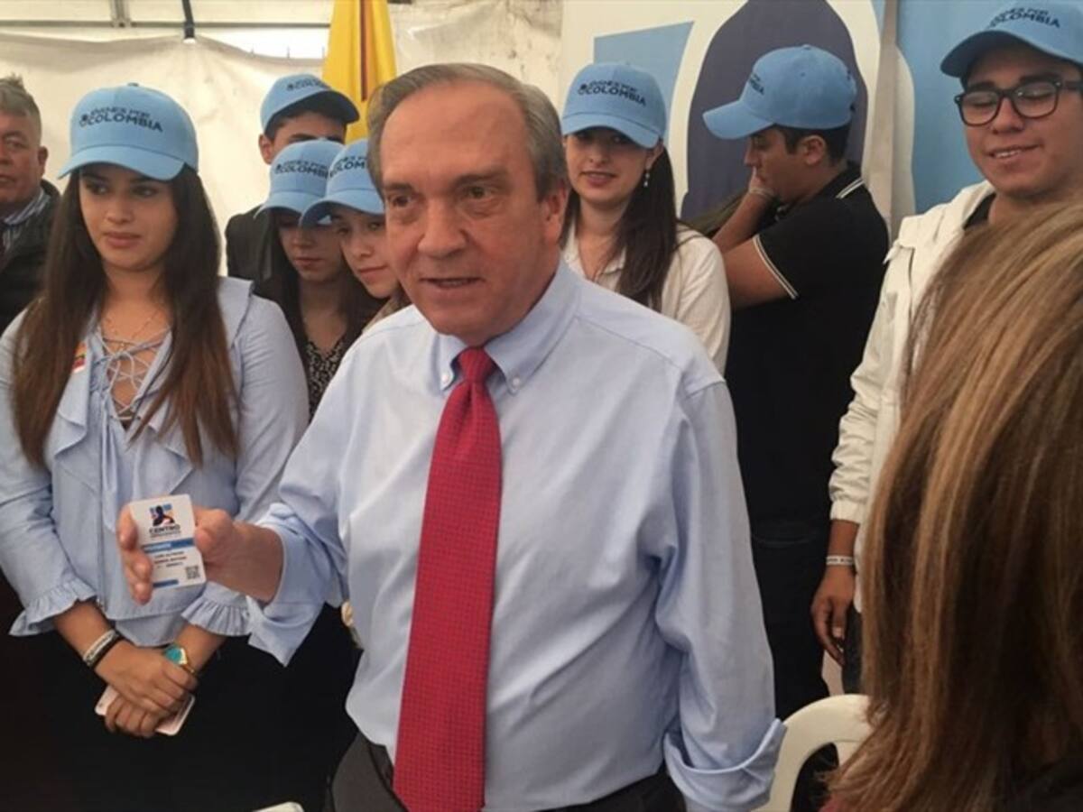 Luis Alfredo Ramos da el primer paso hacia la candidatura del Centro Democrático