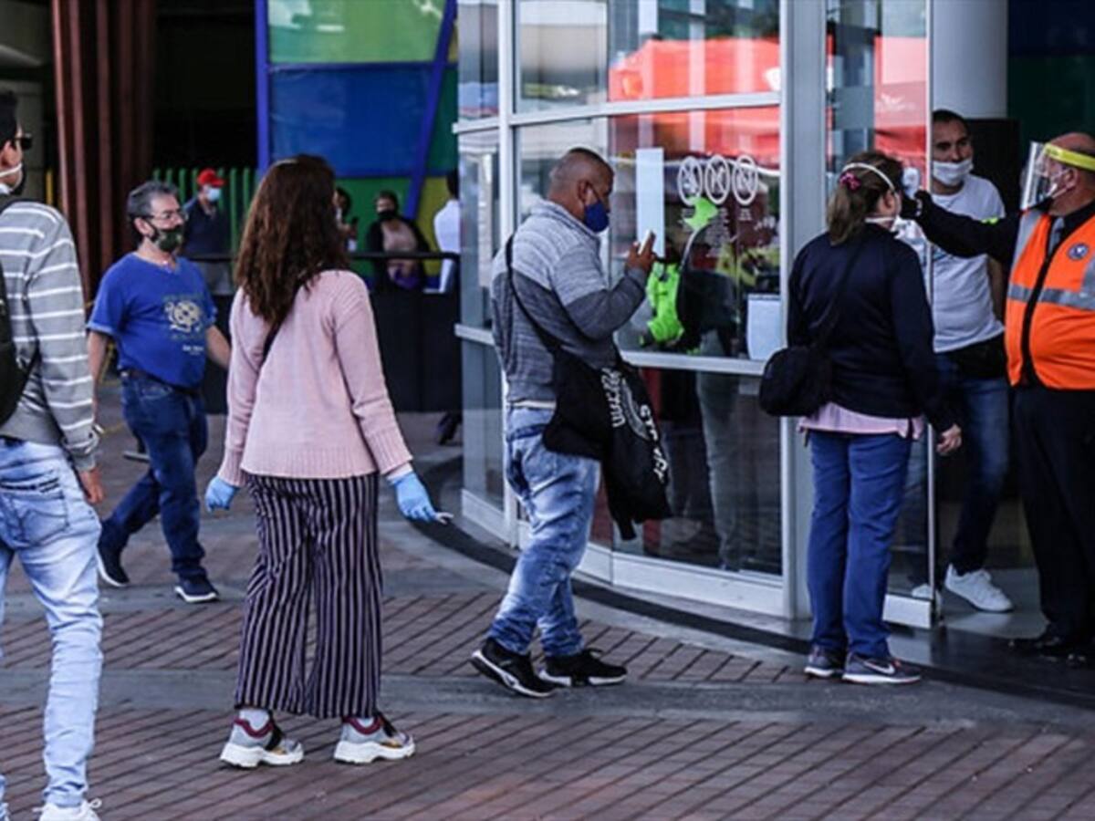 Gobierno pide a Bogotá, Cali y Cartagena no reabrir más sectores durante aislamiento