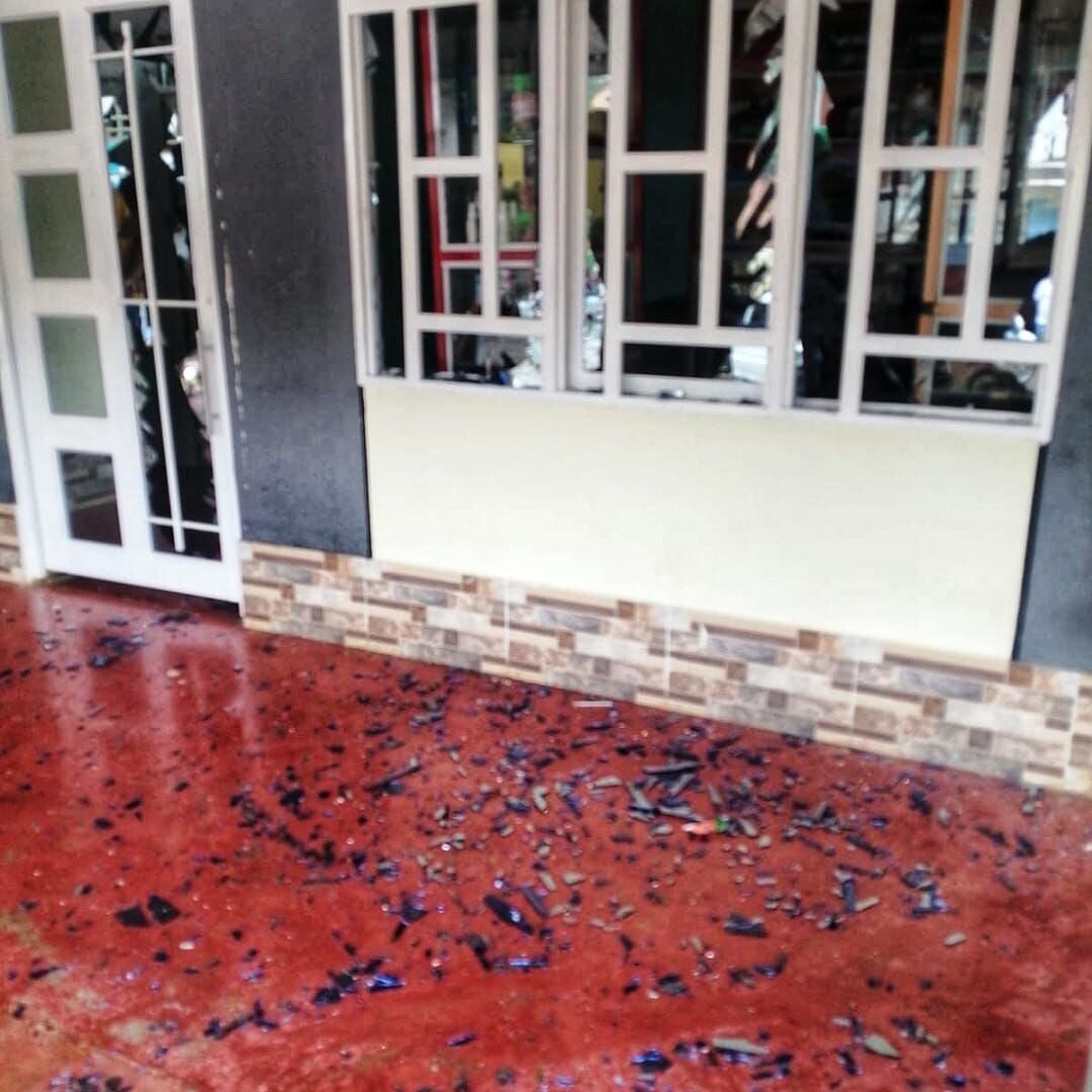 La detonación dejó cuantiosos daños materiales. Crédito: Portal Noticias. 