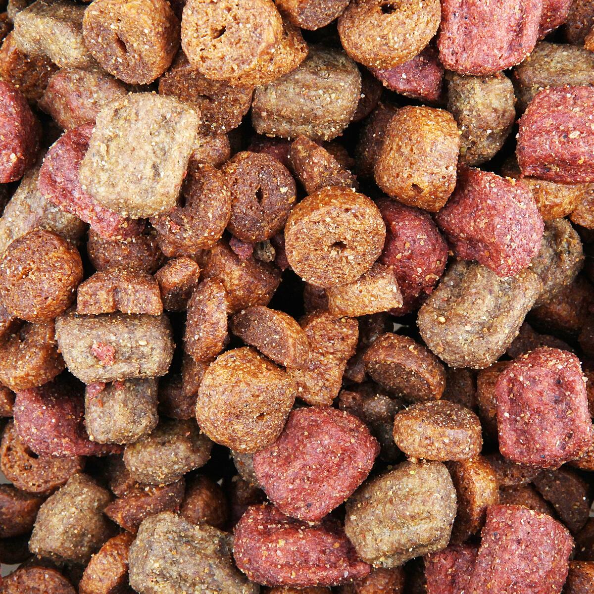 Ante cierre de la Vía Panamericana, alimentos para animales llegarán desde Ecuador