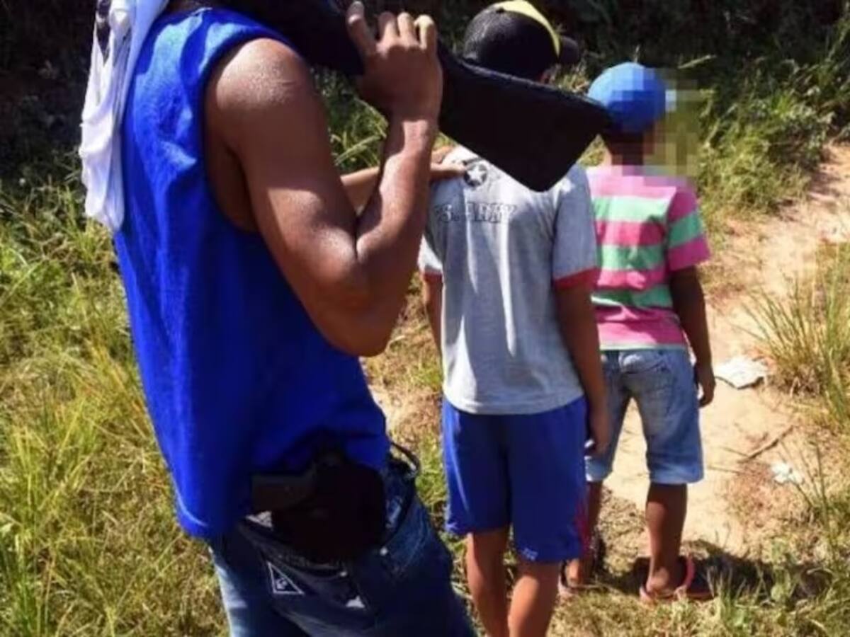 Denuncian reclutamiento de menores por grupos armados para usarlos como informantes en Cauca