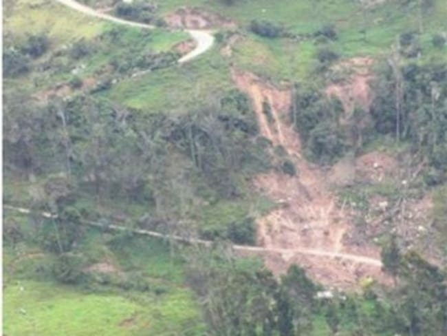 600 personas en Sumapaz se encuentran en alto riesgo por deslizamientos en la vía principal