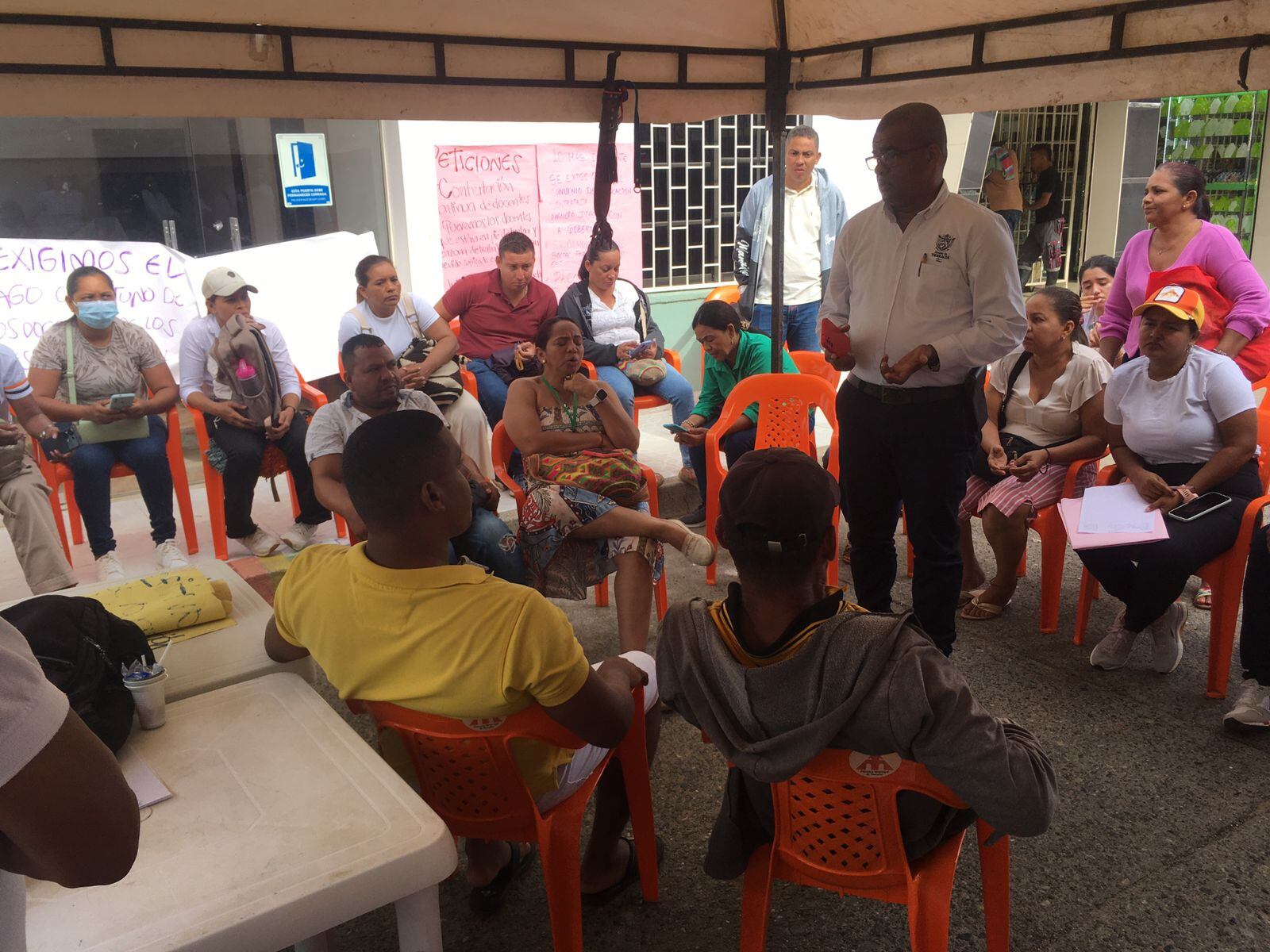 Paro de docentes en Tierralta. Foto: cortesía (suministrada a La W).