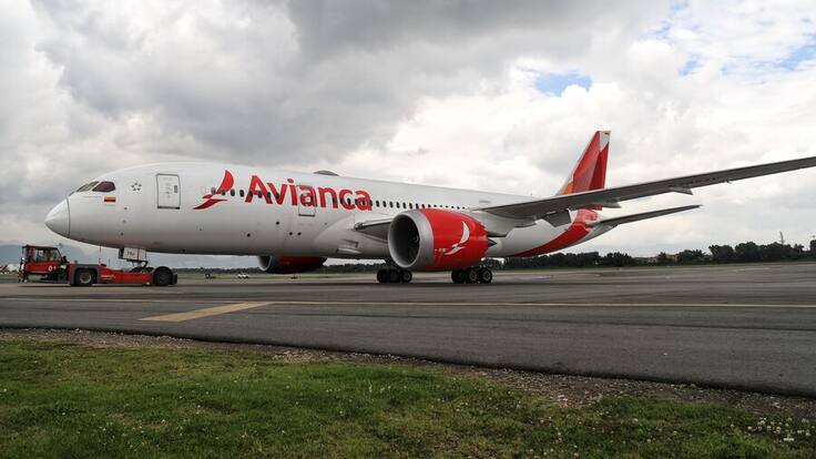 Por fotos, pasajero descubrió que trabajadores de Avianca se quedaron con su celular
