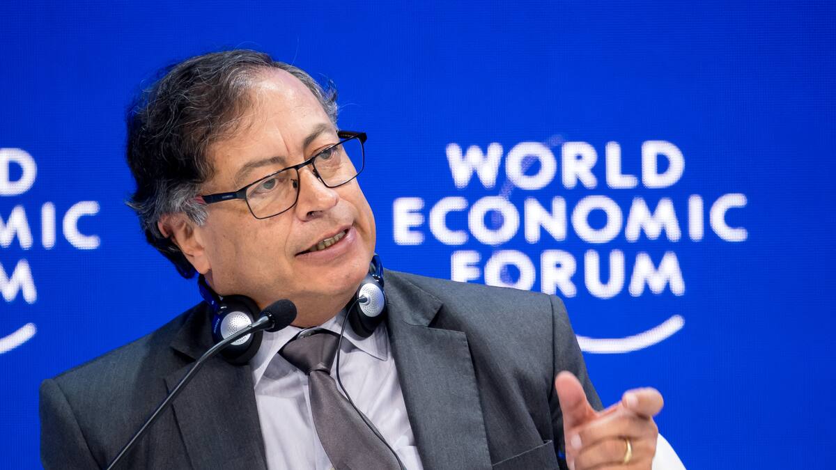 Presidente Petro celebra el desarrollo de la economía en el país durante noviembre