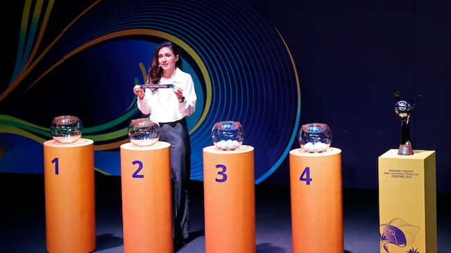 Sorteo fase de grupos Mundial Femenino Sub 20 en Colombia. EFE/ Mauricio Dueñas Castañeda