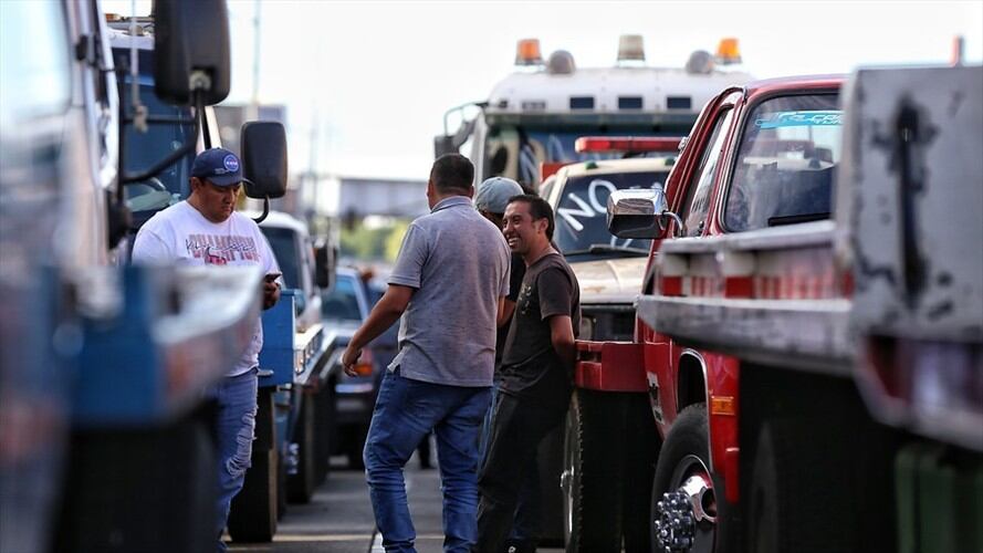 Transporte de carga podrá rodar por las carreteras del país este 25 de abril. Foto: Colprensa