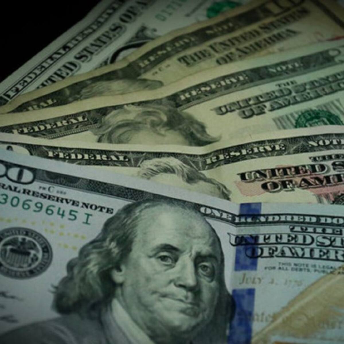 Dólar sigue al alza y cerró a $4.966, ¿por qué?