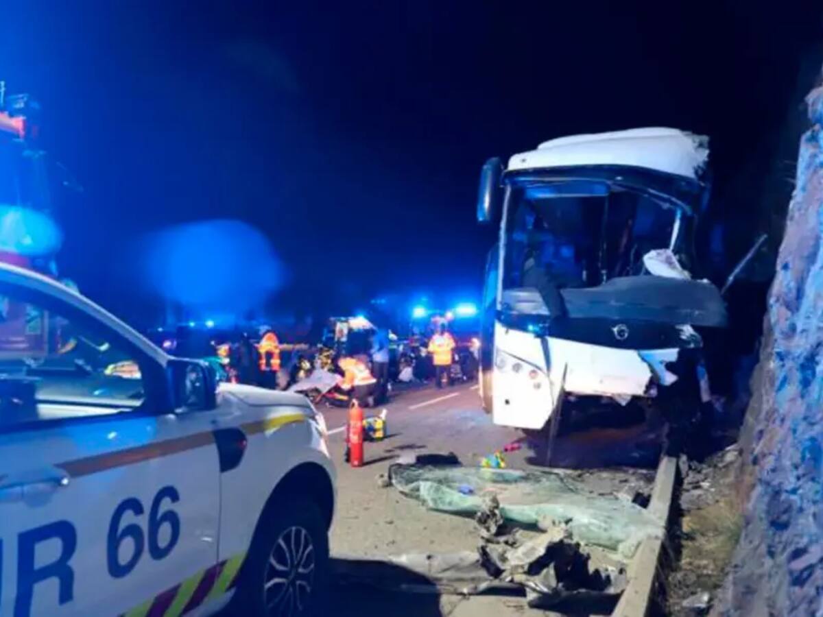 Bus con al menos 32 colombianos se accidentó en Francia: ¿Qué se sabe? Embajador explica