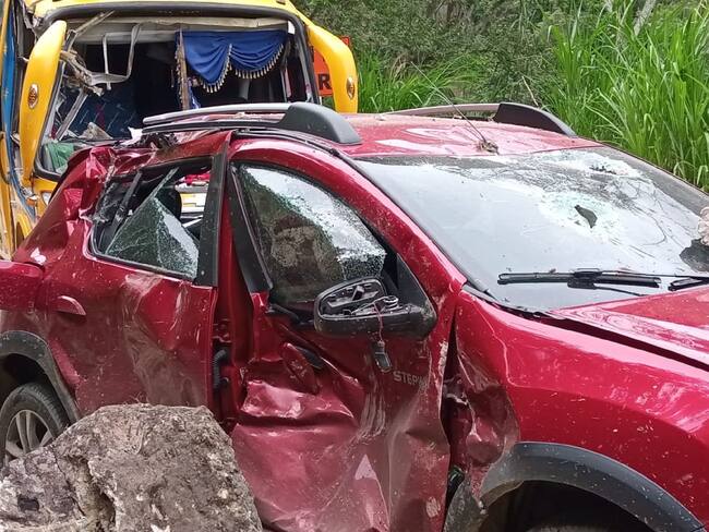 Carros vía Curos / cortesía