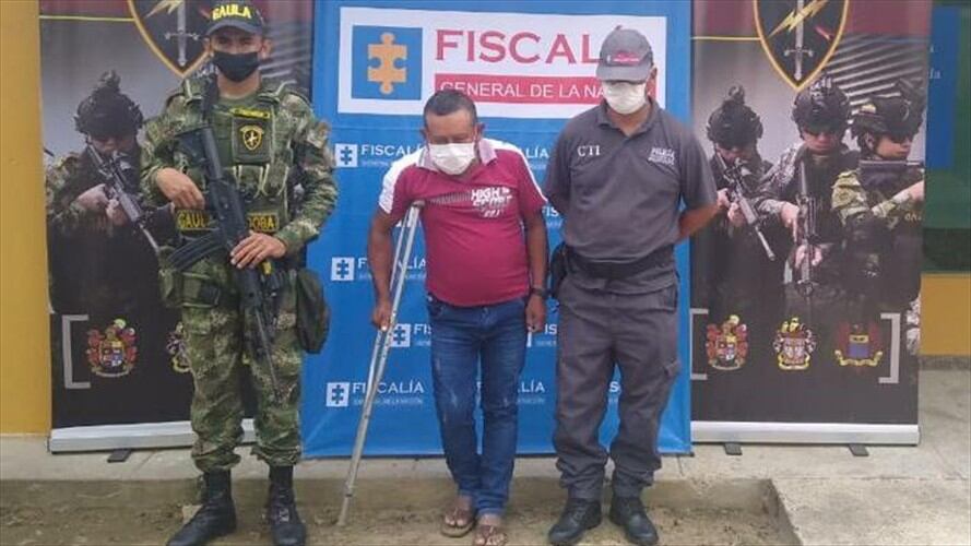Capturan a hombre señalado de imponer cuotas extorsivas a empresas mineras en Córdoba. Foto: prensa Ejército.