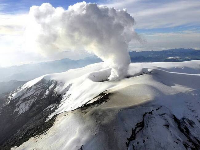Crédito: Volcán Nevado del Ruiz, Servicio Geológico. (Photo by Handout / Colombian Geologic Service / AFP) / HANDOUT