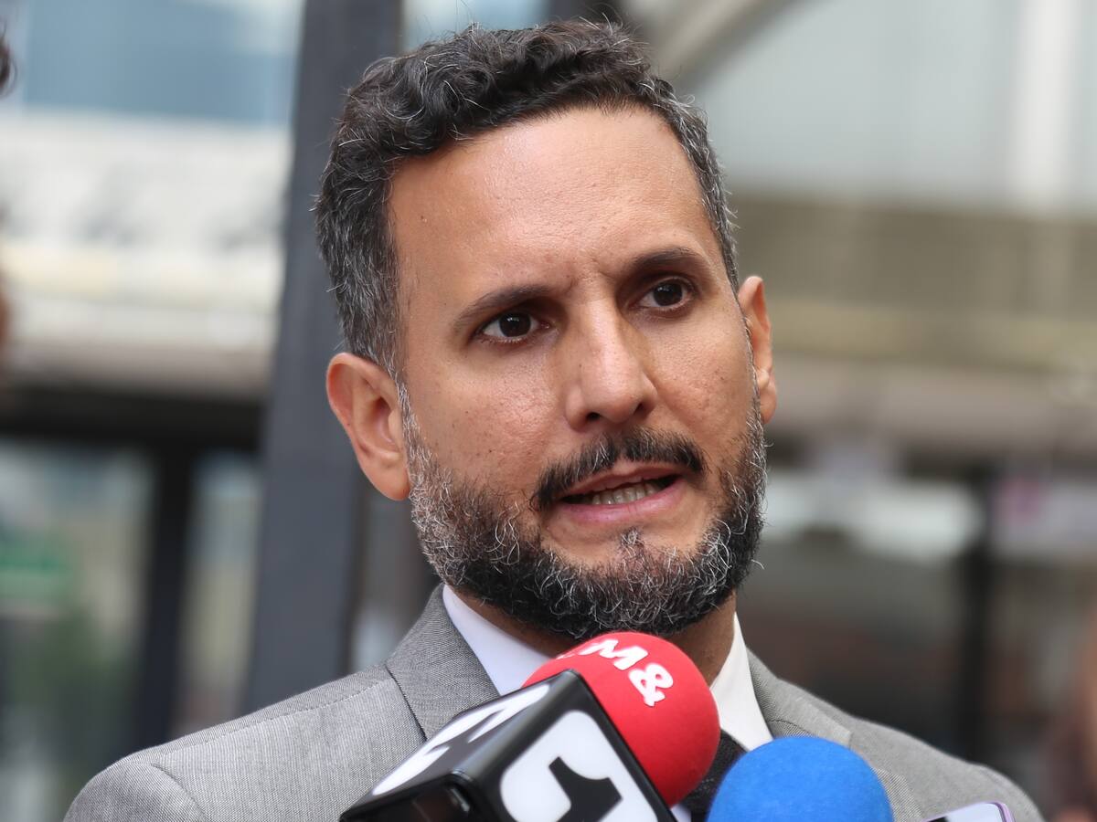 “Busca una nueva preclusión”: Miguel Ángel del Río tras citación a Mancuso sobre Uribe