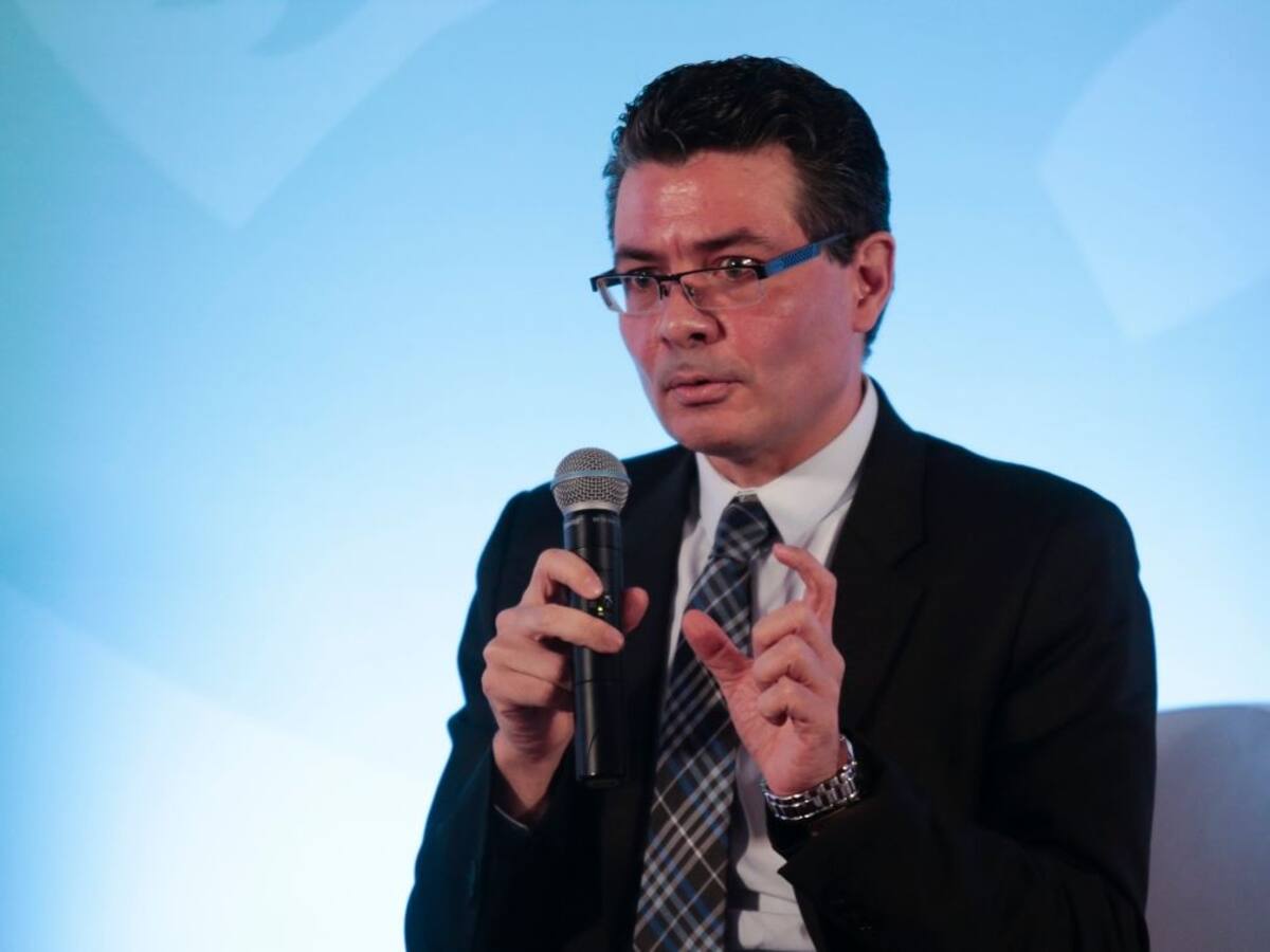 Coalición de la Experiencia abre la puerta a Alejandro Gaviria