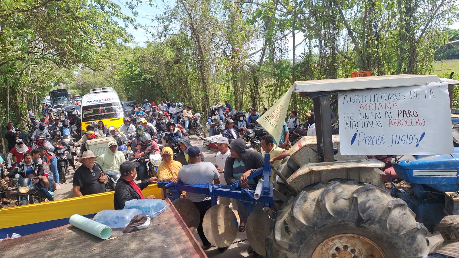 Paro de arroceros en La Mojana. Foto: suministrada a La W.