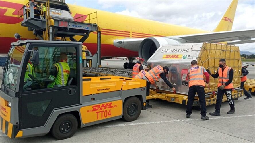 Llegaron a Colombia 540.000 vacunas de Pfizer. Foto: Presidencia de la República