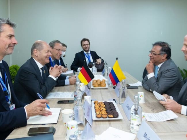 Presidente Gustavo Petro con el canciller federal de la República Federal Alemana, Olaf Scholz. Foto archivo: Presidencia de Colombia