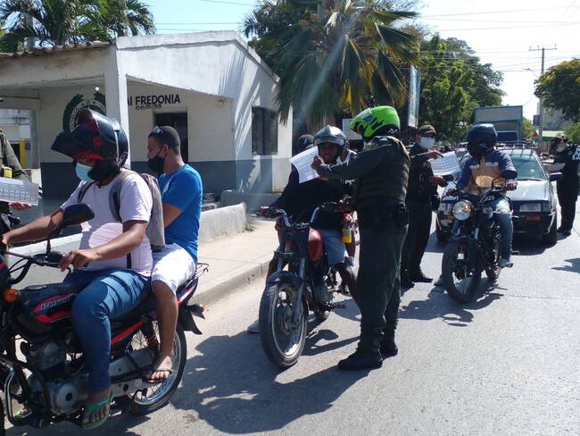La Policía desplegó diversas acciones durante el puente de Reyes que dejaron 32 capturas y la incautación de 6 armas de fuego y 155 armas cortopunzantes . Crédito: Foto/cortesía Policía Metropolitana de Cartagena.