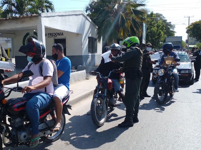 La Policía desplegó diversas acciones durante el puente de Reyes que dejaron 32 capturas y la incautación de 6 armas de fuego y 155 armas cortopunzantes . Crédito: Foto/cortesía Policía Metropolitana de Cartagena.