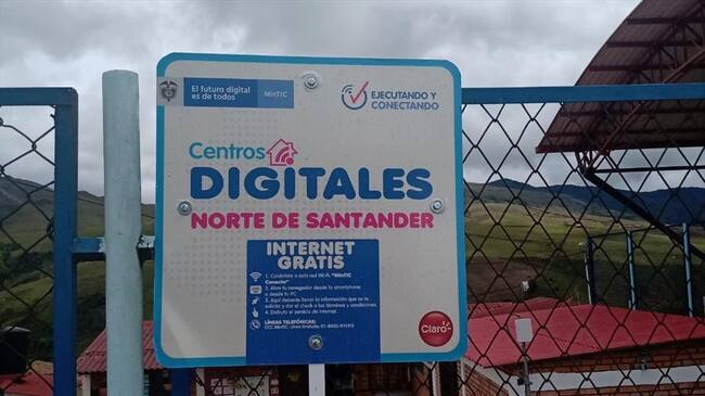 Líderes comunales y directores de escuelas rurales manifestaron en Sigue La W que la corrupción embolató el internet para los niños. . Foto: Cortesía para W Radio