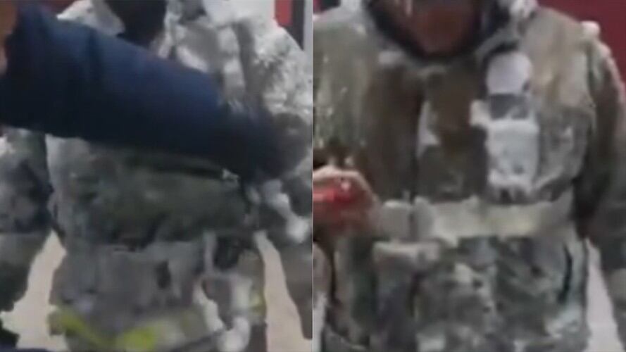 Bomberos terminaron congelados tras estar a 54 grados bajo 0. Foto: Facebook:  Irma Hajiyeva Shpokeavichene