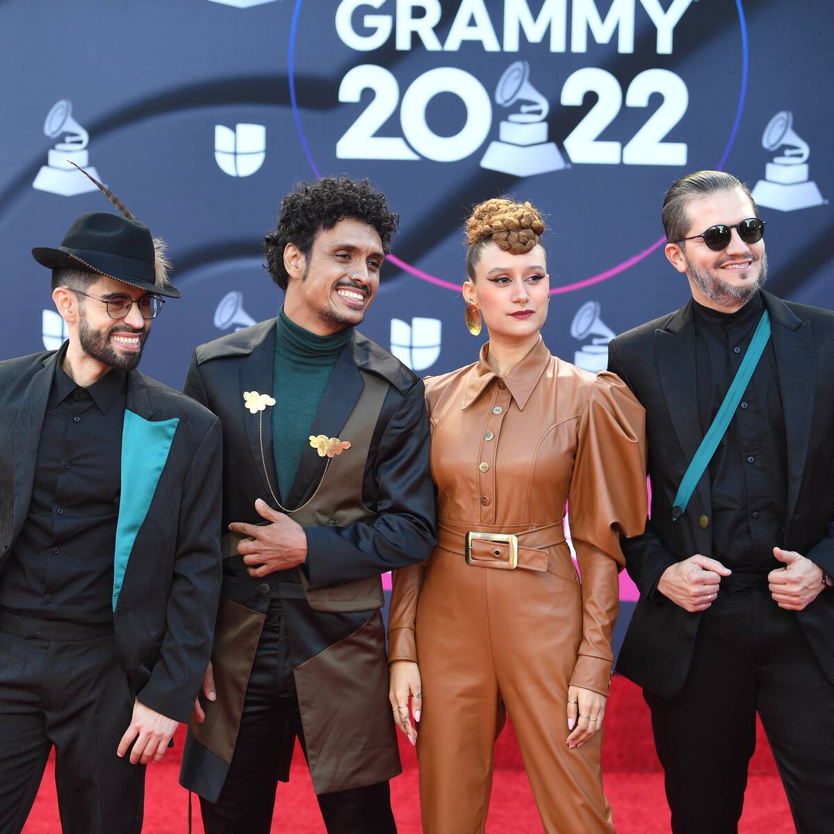 Puerto Candelaria, el grupo musical que expande los orígenes y el folclor de la música colombiana