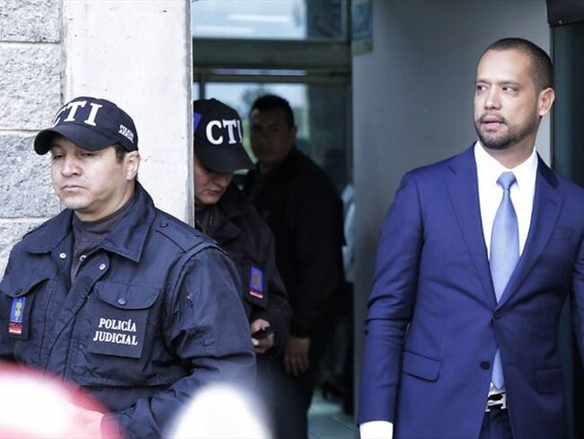 El abogado Diego Cadena, investigado en el caso de los falsos testigos, advirtió en entrevista con W Radio en octubre de 2019, que Monsalve contaba con beneficios en la cárcel. Foto: Colprensa