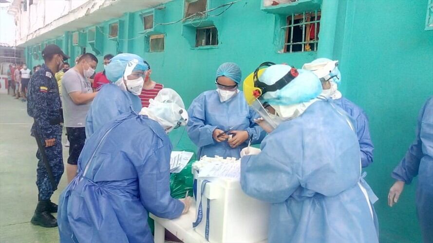 Las primeras pruebas se realizaron el 11 de mayo y al encontrar los dos casos positivos, pero asintomáticos, se implementó un protocolo de aislamiento y atención. Foto: Erika Alvarado