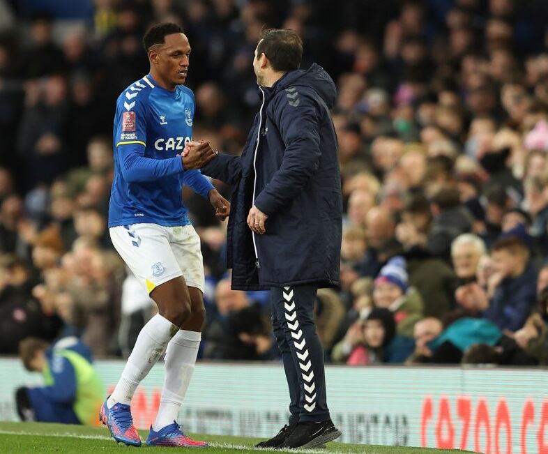 Yerry Mina y Frank Lampard / Getty Images