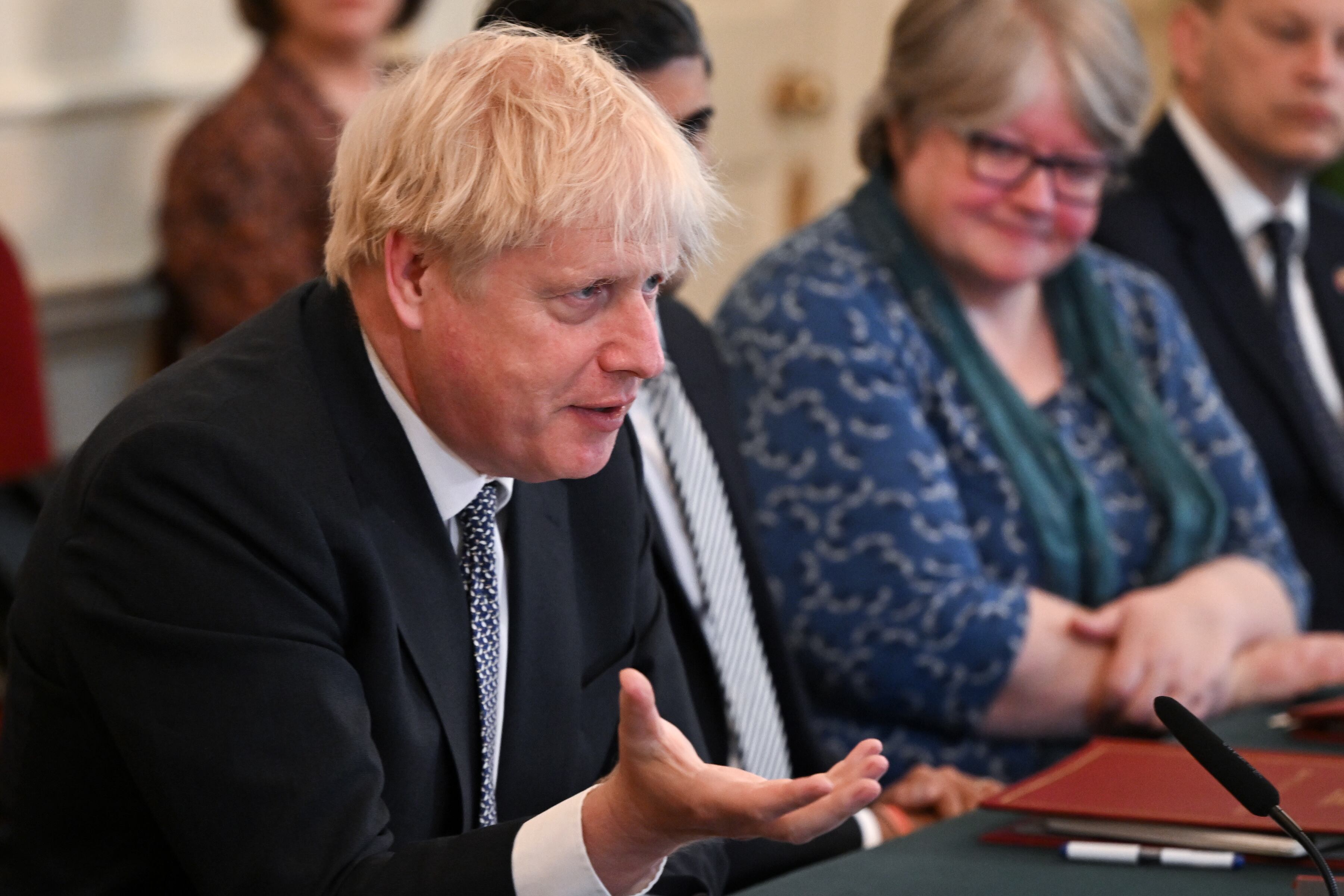 LONDON, ENGLAND - JULY 05: British Prime Minister Boris Johnson speaks during the weekly Cabinet meeting at Downing Street on July 5, 2022 in London, England. (Photo by Justin Tallis - Pool/Getty Images)