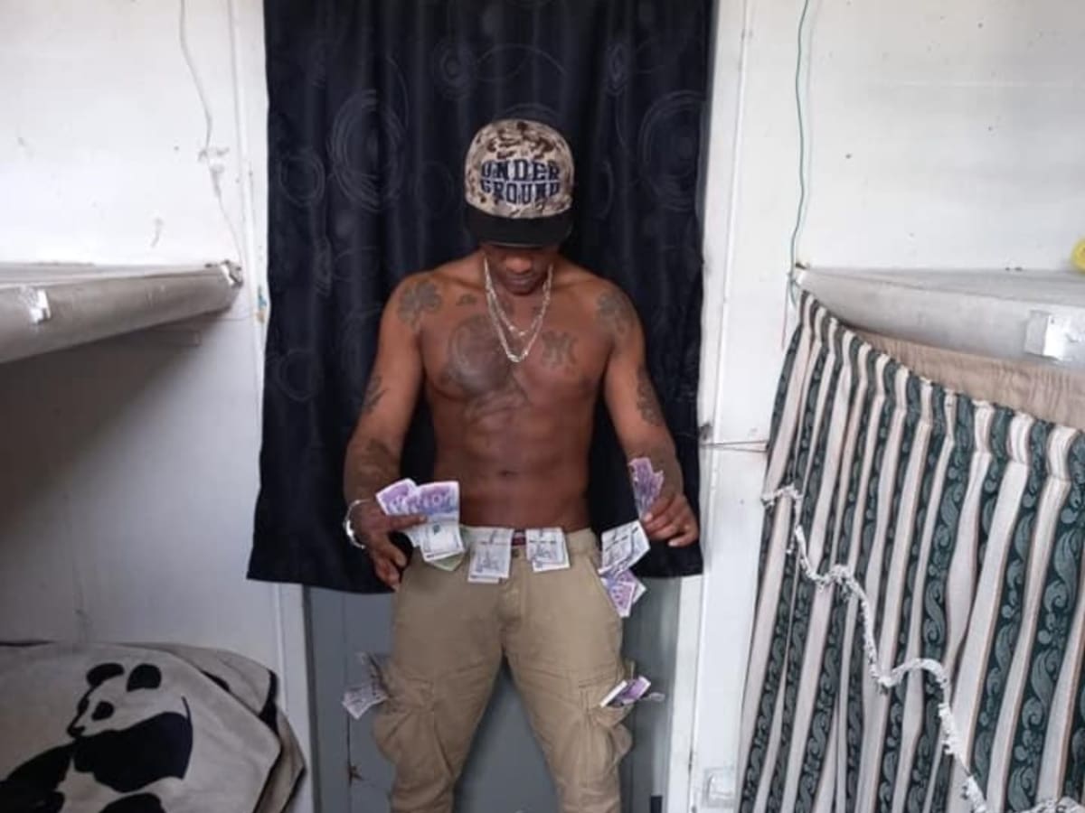 Fotos: Trasladan de patio a alias ‘Bayron’, jefe de ‘Los Panda’ o ‘Los Futurama’