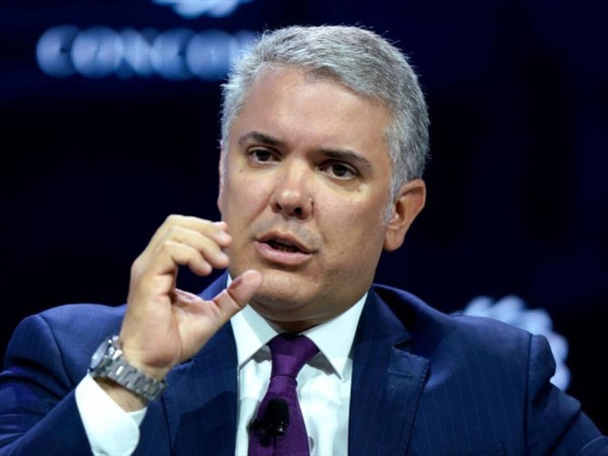 Duque dice que grupos armados pagaron para quemar expedientes en Tuluá y Popayán