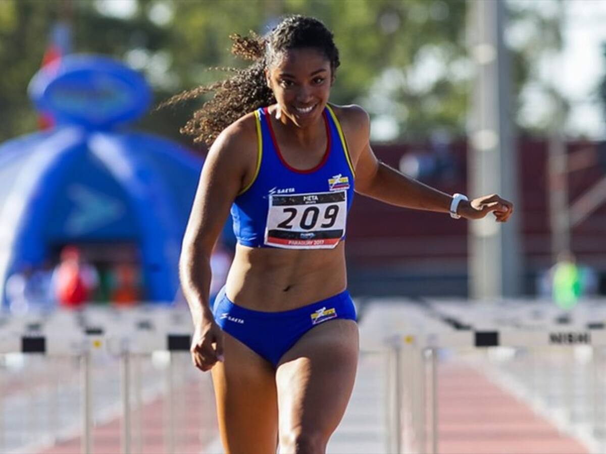Melissa González rompe récord y pasa a semifinales en los 400 metros con vallas