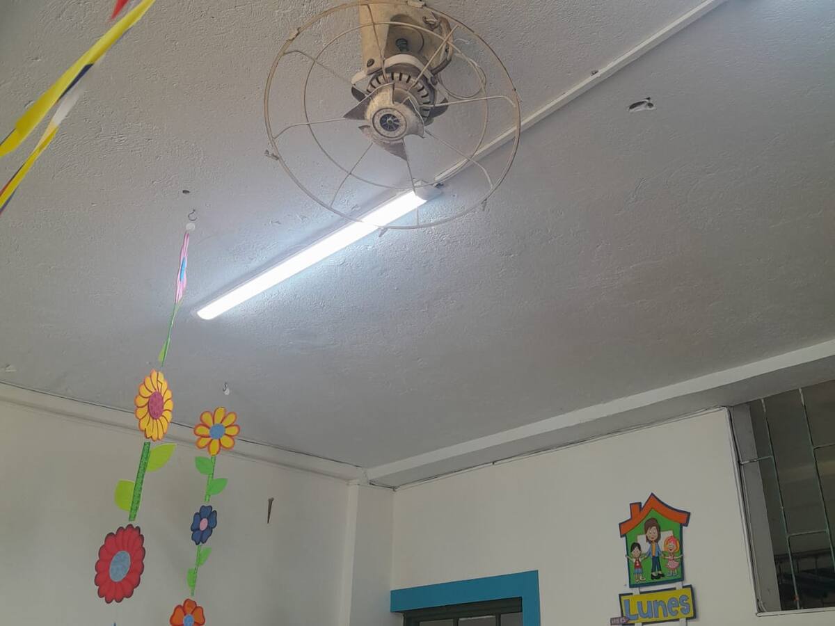 Soluciones W lleva alivio a niños de Honda, Tolima, con la donación de ventiladores