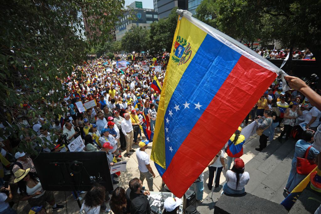 Manifestaciones de venezolanos en México. (Photo by Daniel Cardenas/Anadolu via Getty Images)