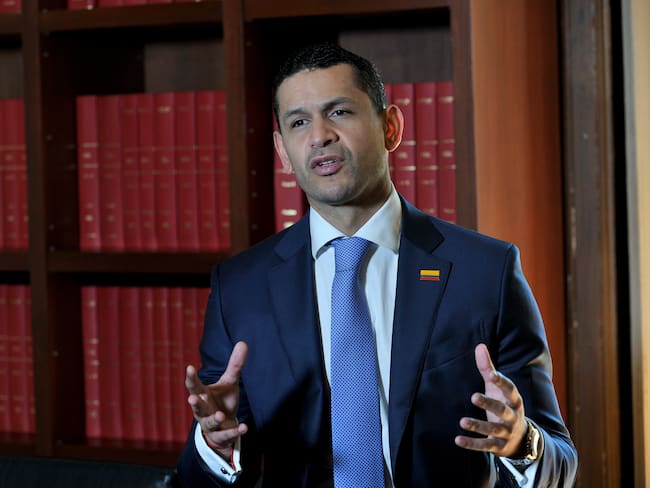 El mensaje que envía el ministro de Interior del Gobierno Duque a Petro