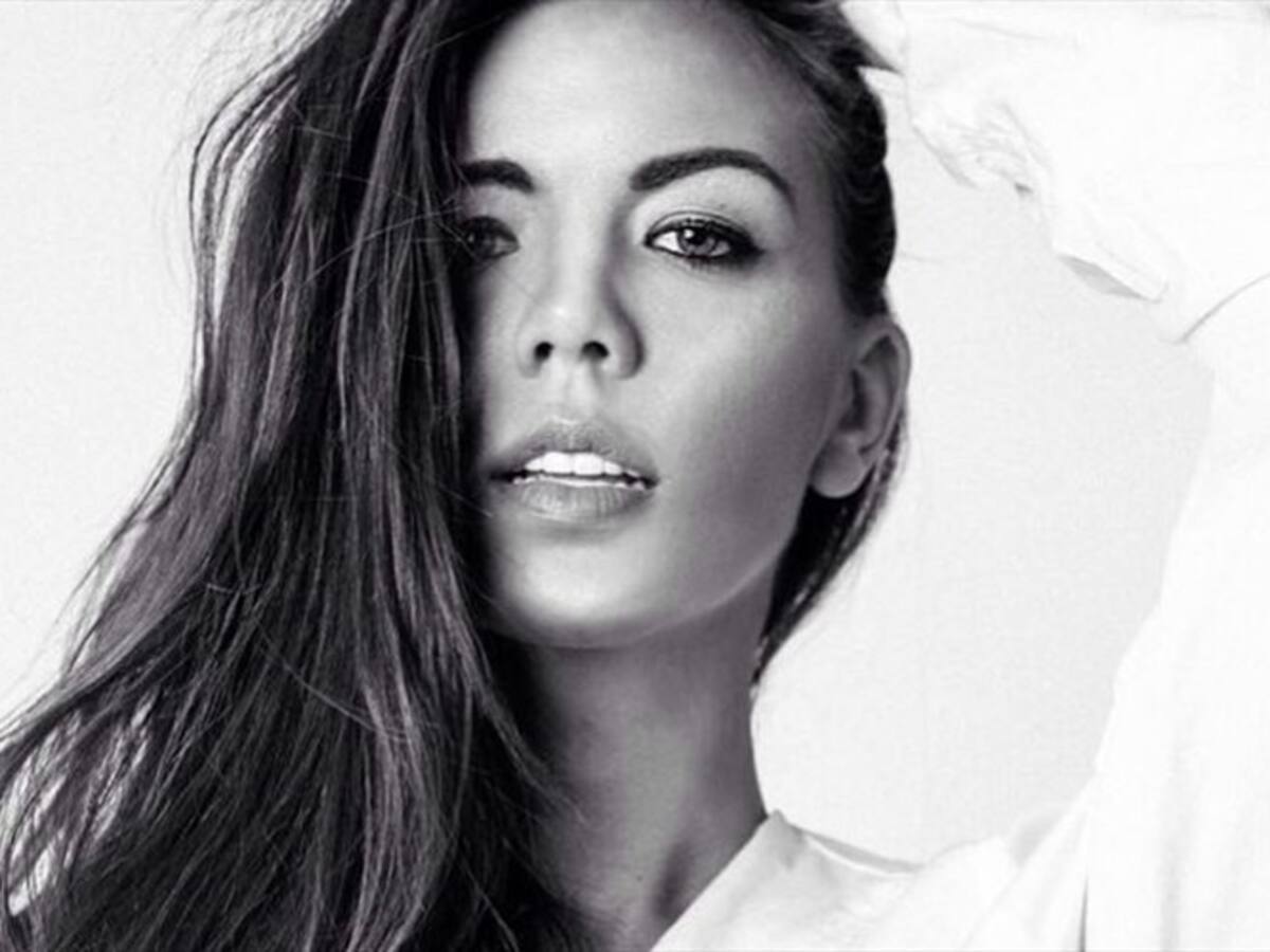 La modelo que desfiló amamantando a su hija