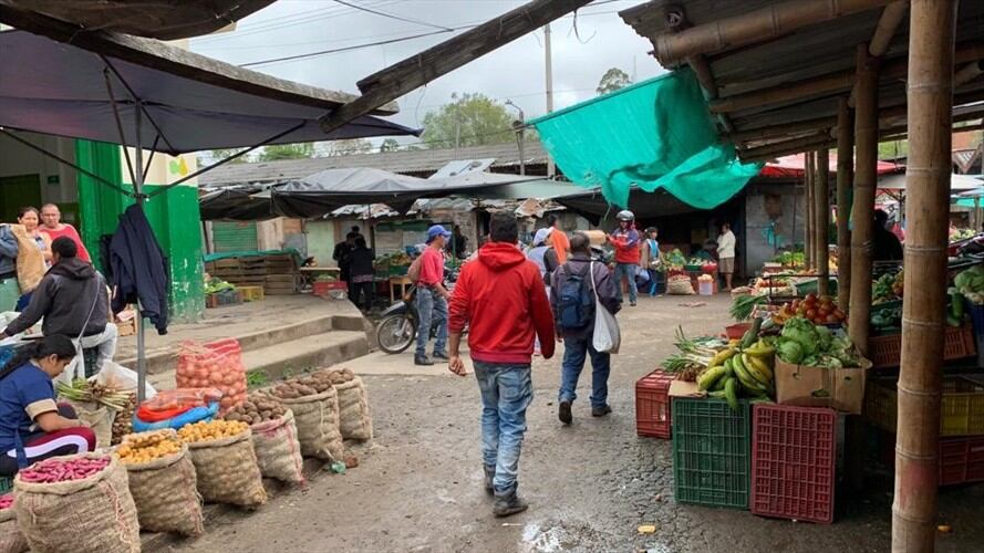 La decisión fue adoptada con el propósito de evitar la propagación y ejercer mayores controles de la pandemia. Foto: Archivo W Radio