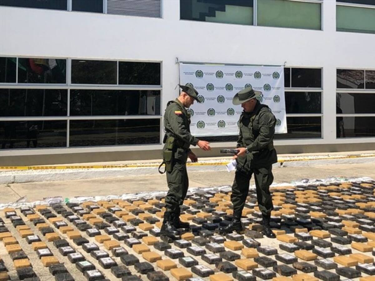 Policía Antinarcóticos incautó una tonelada de coca en Santa Marta