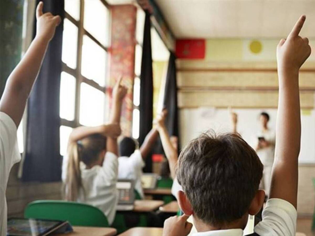 Comunidad educativa protestó por malas condiciones del Colegio Mayor de Barranquilla