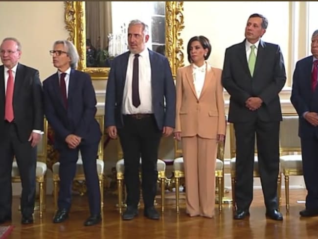 Posesión de seis embajadores de Colombia. Foto: Transmisión de Presidencia.