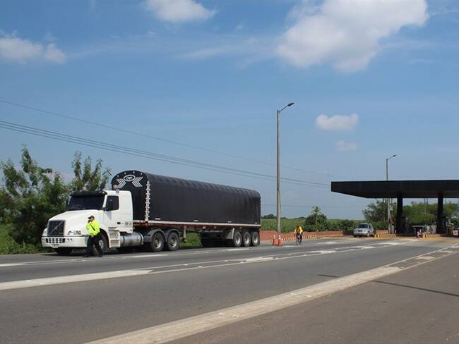 ¿Por qué se restringió la movilidad de camiones de transporte de carga en Chía?