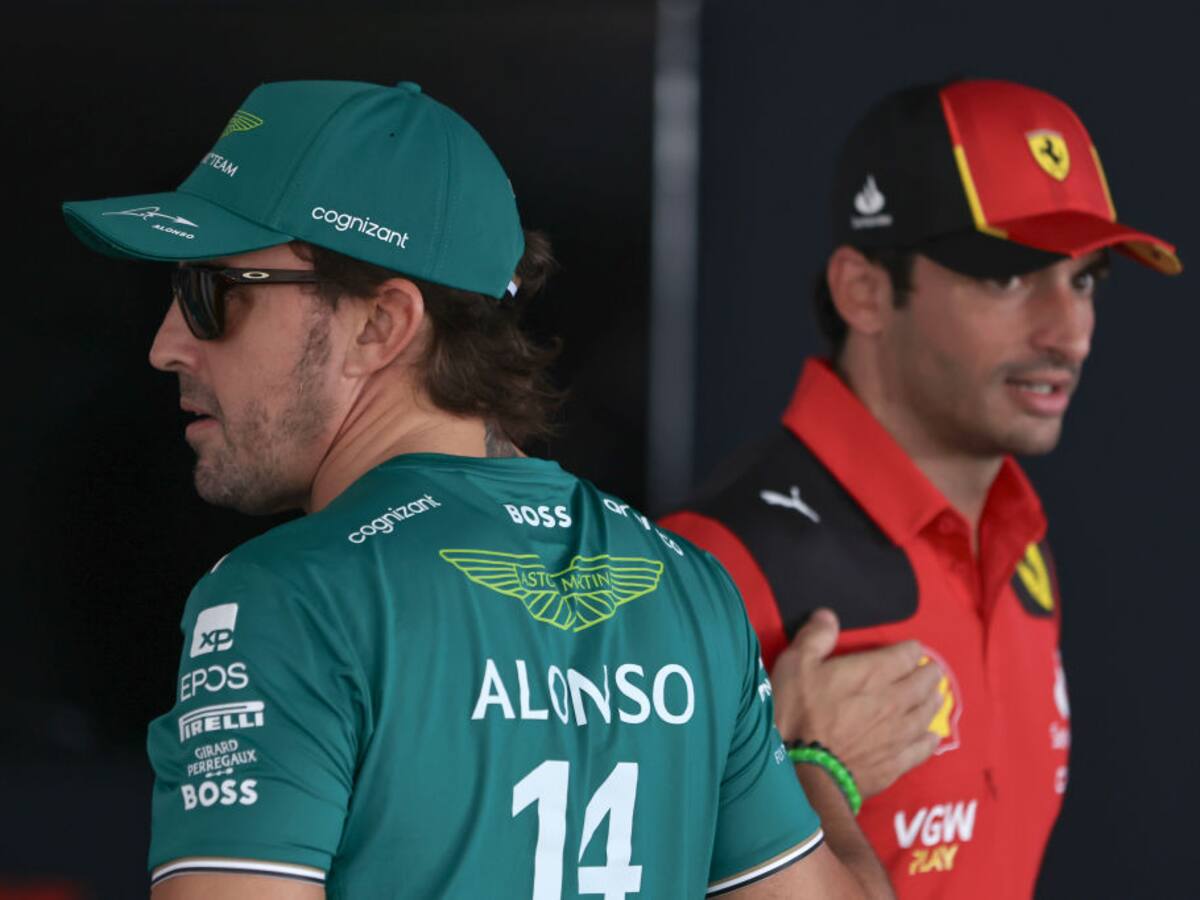 Carlos Sainz impresiona a un Alonso constante en las últimas prácticas libres de Baréin