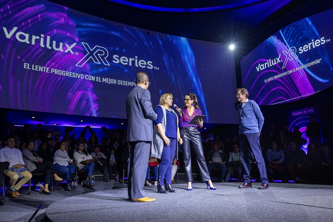 Varilux® XR series™, los primeros lentes Varilux® desarrollados con inteligencia artificial