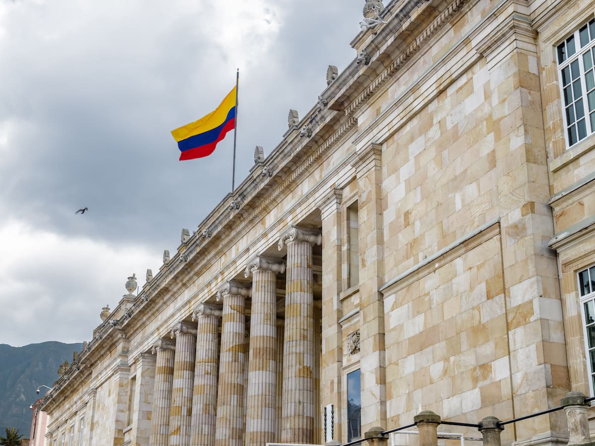 Escenarios políticos en Córdoba: algunos desisten y otros persisten para ocupar curul en el Senado