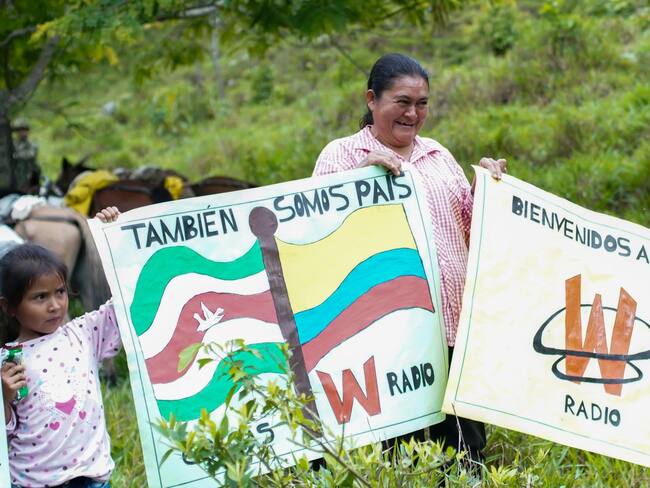 Bienvenida de a W Radio en Labranzagrande