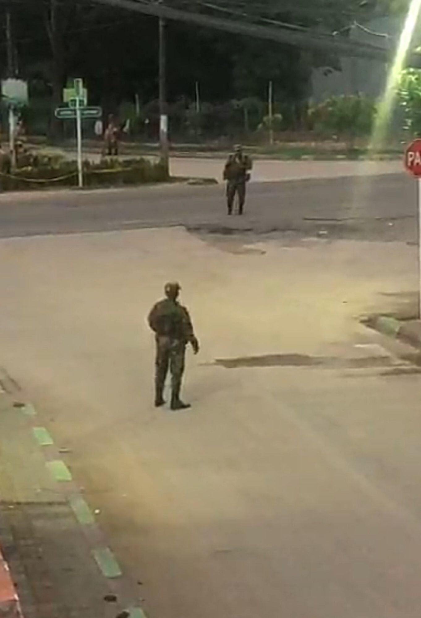 Atentado contra base militar deja una mujer herida en Planeta Rica, Córdoba. Foto: captura de vídeo.