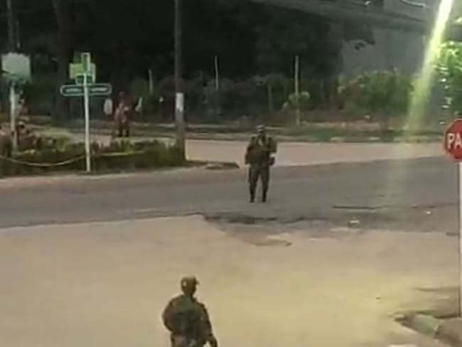 Atentado contra base militar deja una mujer herida en Planeta Rica, Córdoba. Foto: captura de vídeo.