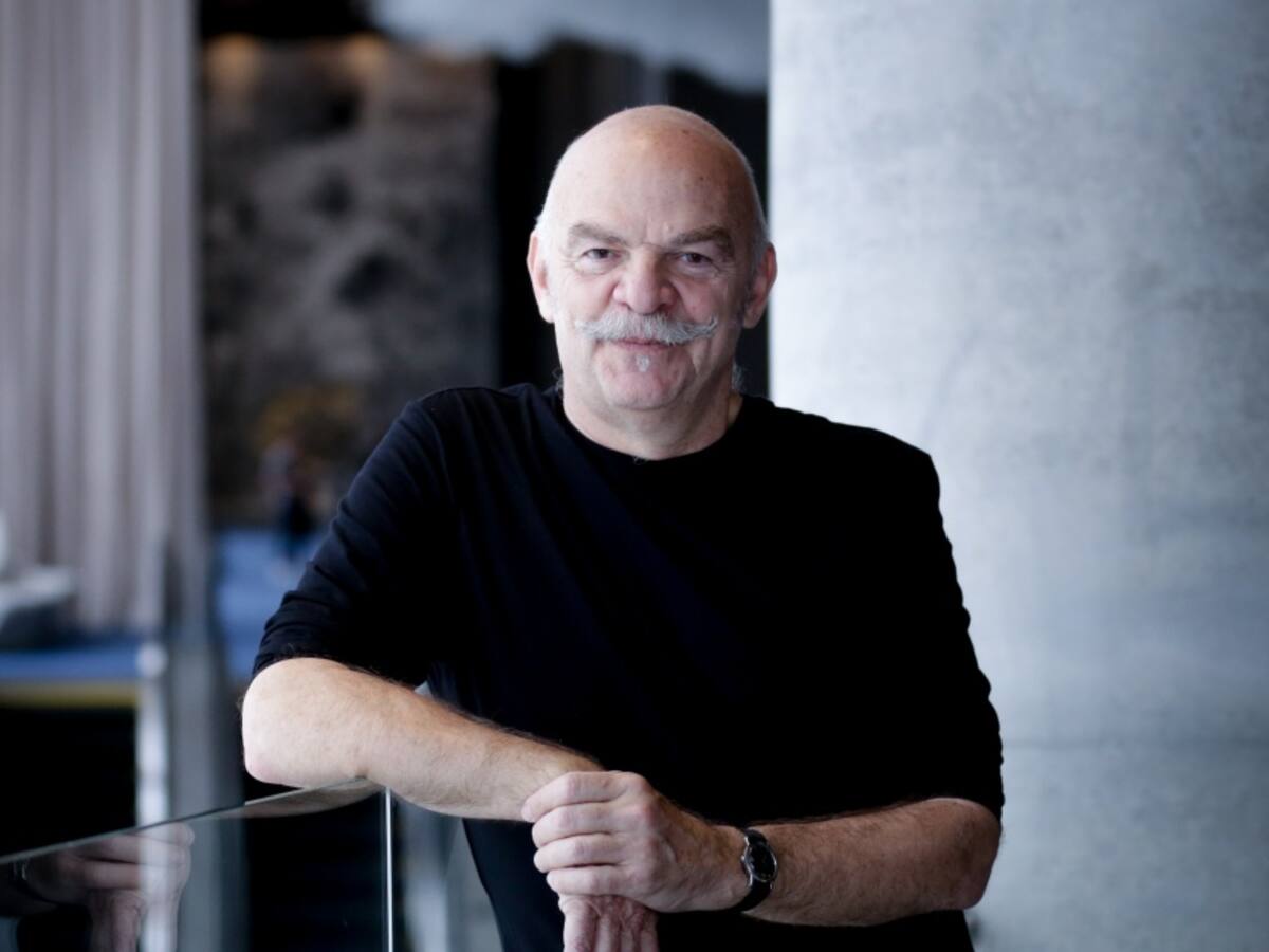 “Los buenos futbolistas siempre se nos van”: Martín Caparrós